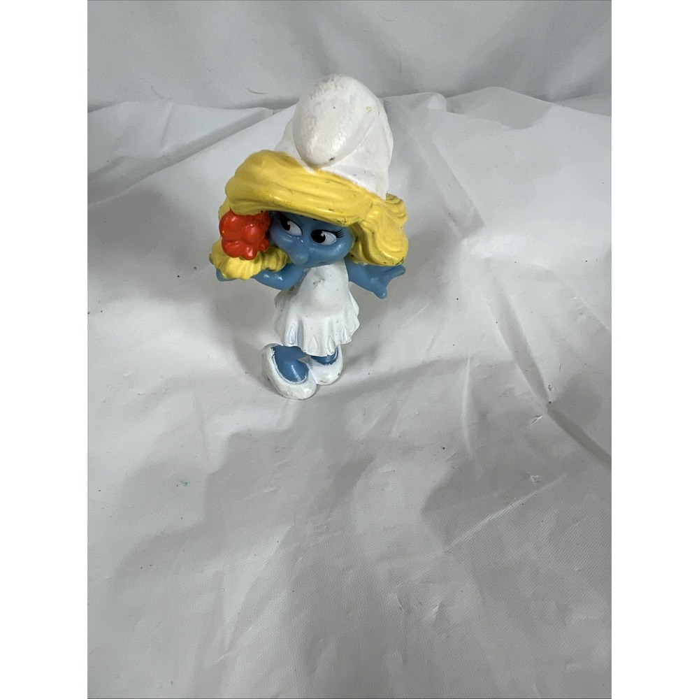 The Smurfs Smurfette W/ Orange‎ Flower  3" Action Figure 2013 PVC Peyo Toy